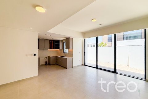 Townhouse in Arabian Ranches 3, Dubai 4 bedrooms, 298.59 sq.m. № 119870 - photo 17