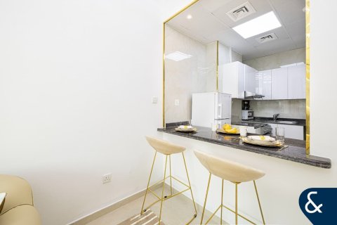 Apartment in Dream Towers, Dubai Marina, Dubai 1 bedroom, 63 sq.m. № 78908 - photo 2