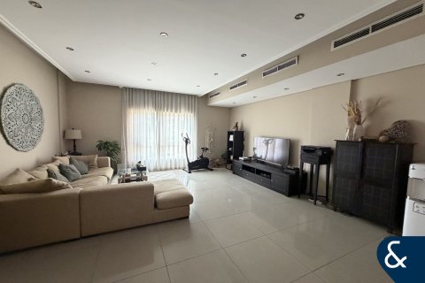 Купить виллу в The Villa, Дубай: 5 спален, 483м², № 78901 - фото 11