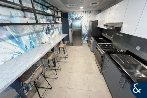 Apartment in Marina Arcade Tower, Dubai Marina, Dubai 3 bedrooms, 229 sq.m. № 78907 - photo 9