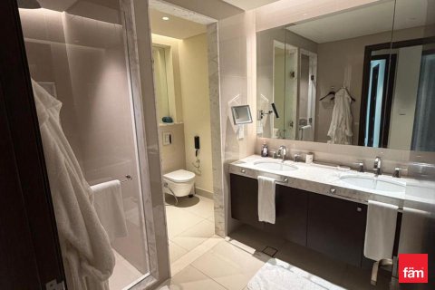 Apartamento en Downtown Dubai (Downtown Burj Dubai), Dubai, 2 dormitorios, 126.5 m², № 95807 - foto 10