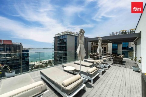 Снять в аренду квартиру в Пальме Джумейре, Дубай: 1 спальня, 90.7м², № 67371 - фото 3