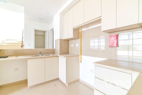 Villa in Hayat Townhouses, Town Square, Dubai 3 bedrooms, 17.37 sq.m. № 134607 - photo 10