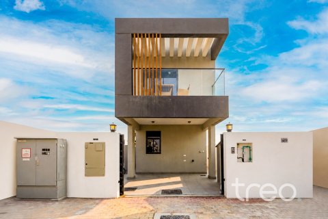 Villa in Dubai 3 bedrooms, 175.12 sq.m. № 134605