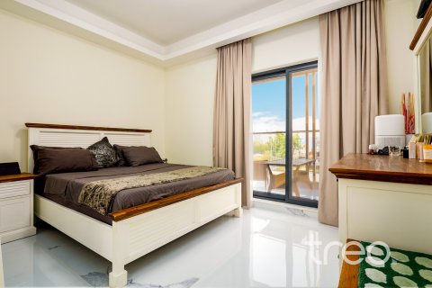 Villa in Dubai 3 bedrooms, 175.12 sq.m. № 134605 - photo 13