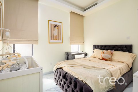 Villa in Dubai 3 bedrooms, 175.12 sq.m. № 134605 - photo 9