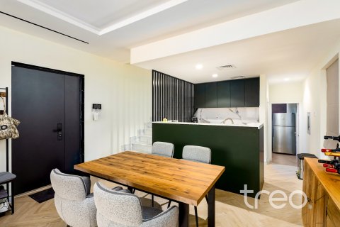 Villa in Dubai 3 bedrooms, 175.12 sq.m. № 134605 - photo 16
