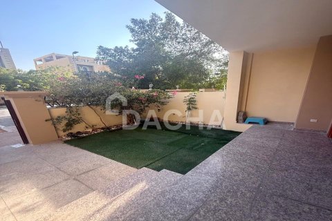 فيلا في District 15, دائرة قرية جميرا, دبي 3 غرف نوم, 129 م² رقم 123171 - صورة 2