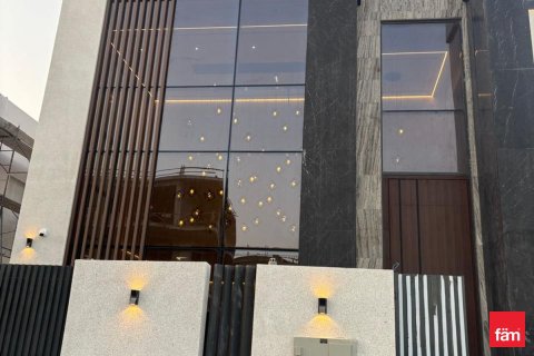 فيلا في دبي 6 غرف نوم , 488.5 م² رقم 64324 - صورة 17