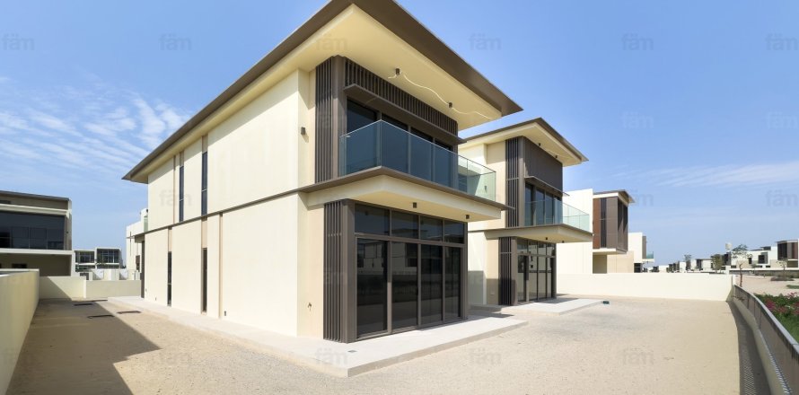 Villa in Dubai Hills Estate, Dubai 5 bedrooms, 799.5 sq.m. № 64317
