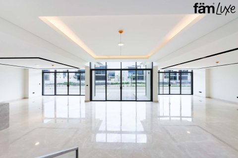 Villa en Dubai Hills Estate, Dubai, 5 dormitorios, 799.5 m², № 64317 - foto 2