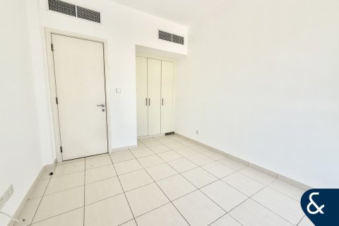 Купить виллу в Springs 14, The Springs, Дубай: 3 спальни, 228м², № 74488 - фото 15