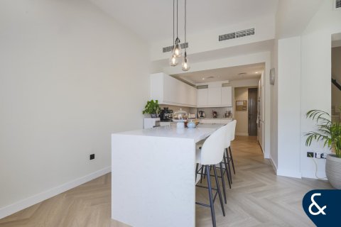 Купить виллу в Mira Oasis, Рим, Дубай: 4 спальни, 263м², № 74486 - фото 7