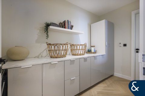 Купить виллу в Mira Oasis, Рим, Дубай: 4 спальни, 263м², № 74486 - фото 9