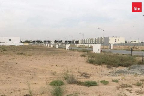Land in Dubai 240.2 sq.m. № 134851
