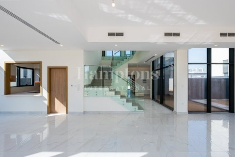 Снять в аренду виллу в Murooj Al Furjan, Al Furjan, Дубай: 4 спальни, 375.51392600м², № 12465 - фото 2