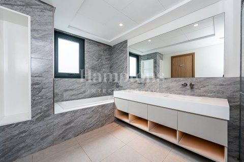 Снять в аренду виллу в Murooj Al Furjan, Al Furjan, Дубай: 4 спальни, 375.51392600м², № 12465 - фото 17