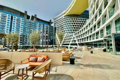 Apartment in Palm Jumeirah, Dubai studio, 32.52 sq.m. № 52883 - photo 2