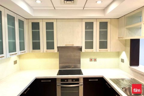 Apartment in Downtown Dubai (Downtown Burj Dubai), Dubai 1 bedroom, 72.6 sq.m. № 110838 - photo 4