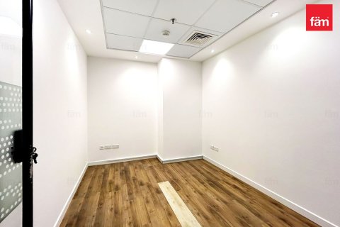 Office in Business Bay, Dubai 148 sq.m. № 110833 - photo 11