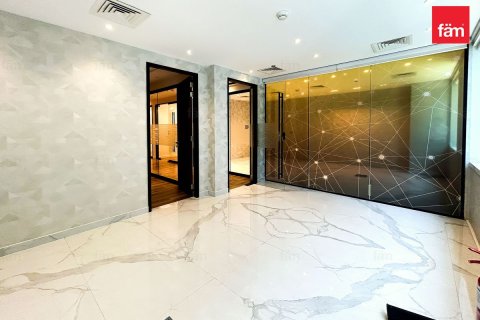 Office in Business Bay, Dubai 148 sq.m. № 110833 - photo 8