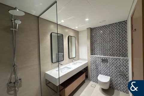 Снять в аренду квартиру в Дубае: 3 спальни, 159м², № 91633 - фото 12