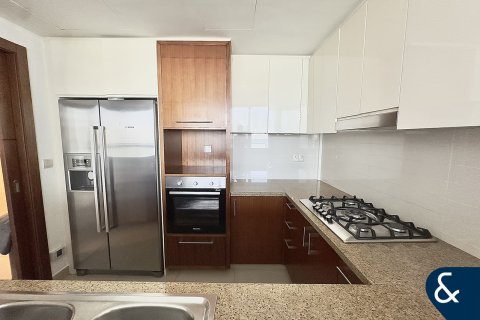 Apartment in BURJ VISTA in Downtown Dubai (Downtown Burj Dubai), Dubai 2 bedrooms, 135 sq.m. № 91637 - photo 25
