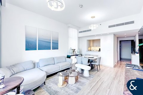 Appartement à BLVD CRESCENT à Downtown Dubai (Downtown Burj Dubai), Dubai, 2 chambres, 131 m², № 91624 - photo 2