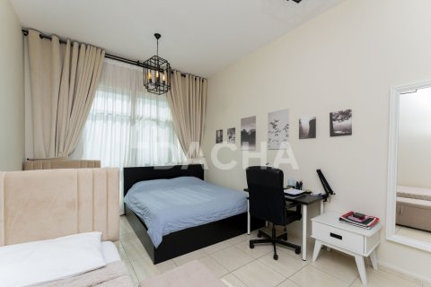 Apartment in Dubai Sports City, Dubai 2 bedrooms, 147 sq.m. № 105375 - photo 26