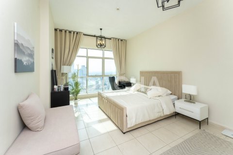 Apartment in Dubai Sports City, Dubai 2 bedrooms, 147 sq.m. № 105375 - photo 2