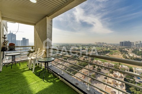 Apartment in Dubai Sports City, Dubai 2 bedrooms, 147 sq.m. № 105375 - photo 17