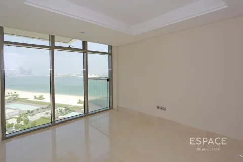 Apartment in Palm Jumeirah, Dubai 2 bedrooms, 124 sq.m. № 71498 - photo 4