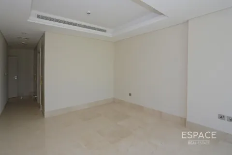 Apartment in Palm Jumeirah, Dubai 2 bedrooms, 124 sq.m. № 71498 - photo 5