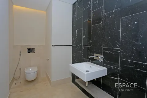 Apartment in Palm Jumeirah, Dubai 2 bedrooms, 124 sq.m. № 71498 - photo 8