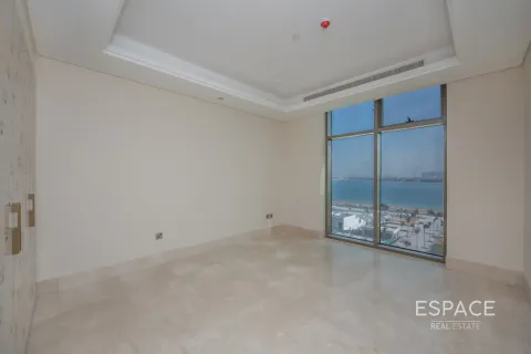 Снять в аренду квартиру в Пальме Джумейре, Дубай: 2 спальни, 123м², № 71497 - фото 3