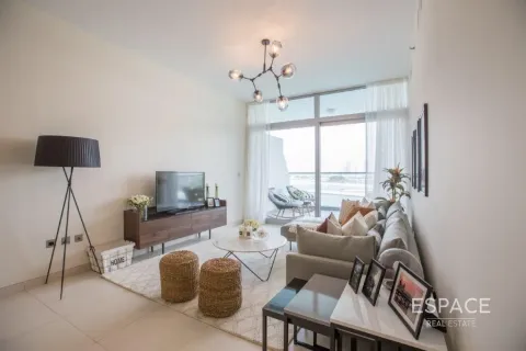 Appartement à AZURE RESIDENCES à Palm Jumeirah, Dubai, 1 chambre, 129 m², № 71496 - photo 1