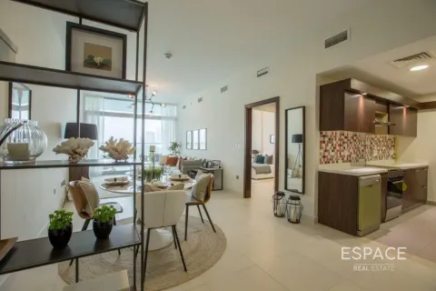 Appartement à AZURE RESIDENCES à Palm Jumeirah, Dubai, 1 chambre, 129 m², № 71496 - photo 3