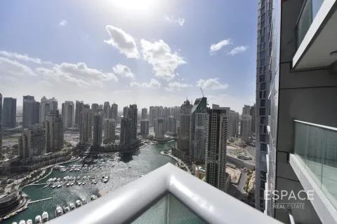 Apartment in DAMAC HEIGHTS in Dubai Marina, Dubai 3 bedrooms, 181 sq.m. № 71492 - photo 13