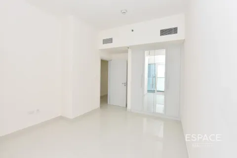 Apartment in DAMAC HEIGHTS in Dubai Marina, Dubai 3 bedrooms, 181 sq.m. № 71492 - photo 12