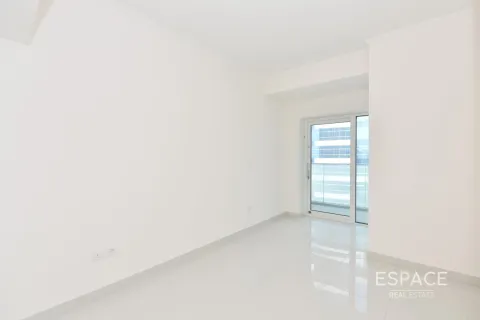 Apartment in DAMAC HEIGHTS in Dubai Marina, Dubai 3 bedrooms, 181 sq.m. № 71492 - photo 11