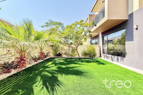 Villa in Maple 2, Dubai Hills Estate, Dubai 3 bedrooms, 206.99 sq.m. № 119858 - photo 2