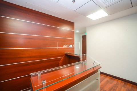 Oficina en Jumeirah Lake Towers, Dubai, 126.6 m², № 46505 - foto 11