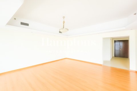 Apartment in Jumeirah Lake Towers, Dubai 3 bedrooms, 181.71826800 sq.m. № 123336 - photo 13