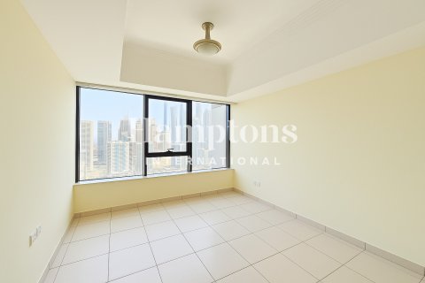 Apartment in Jumeirah Lake Towers, Dubai 3 bedrooms, 181.71826800 sq.m. № 123336 - photo 12