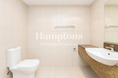 Apartment in Jumeirah Lake Towers, Dubai 3 bedrooms, 181.71826800 sq.m. № 123336 - photo 6