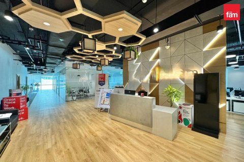 Oficina en Business Bay, Dubai, 237.2 m², № 47816 - foto 1