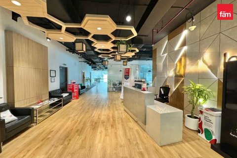 Oficina en Business Bay, Dubai, 237.2 m², № 47816 - foto 2