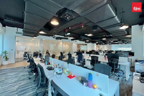 Oficina en Business Bay, Dubai, 237.2 m², № 47816 - foto 9