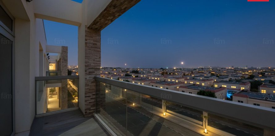 Apartment in Dubai 2 bedrooms, 131.2 sq.m. № 72196