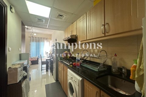 Apartment in Dubai Sports City, Dubai studio, 35.3858 sq.m. № 94524